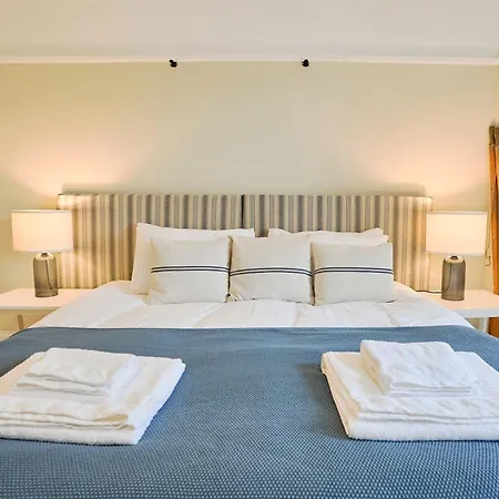 Holiday home Woodley House, Coastal Reteat Nr Bude - Sleeps 8 *
